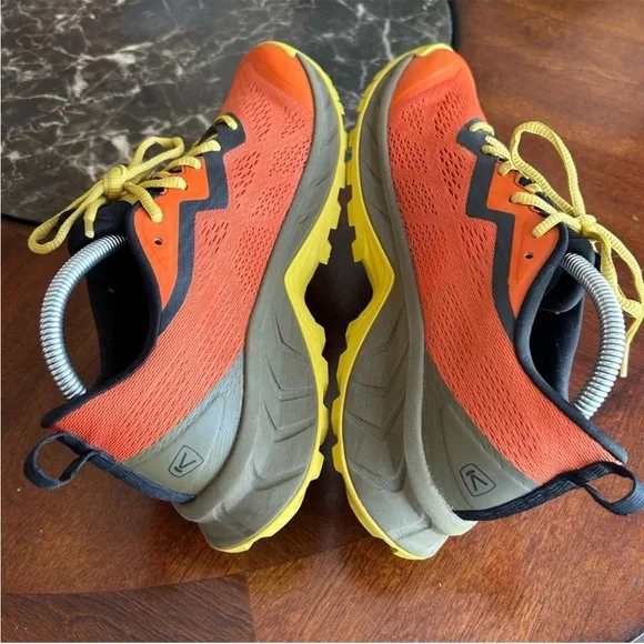 KEEN Versacore Speed Bright Gold Flame Antique Moss Hiking Trail shoes size 9.5 - Picture 10 of 15